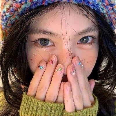 外星也难民第一季海报